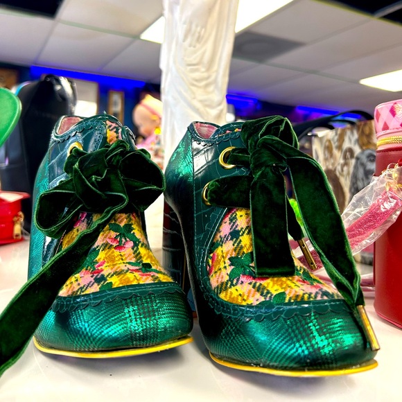RARE Irregular choice emerald green with cherry embroidery and suede laces - Picture 3 of 4